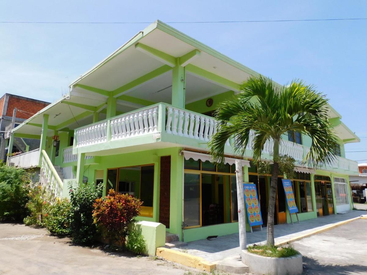 Casa de Huéspedes Yoli By Rotamundos Playa Chachalacas Exterior foto